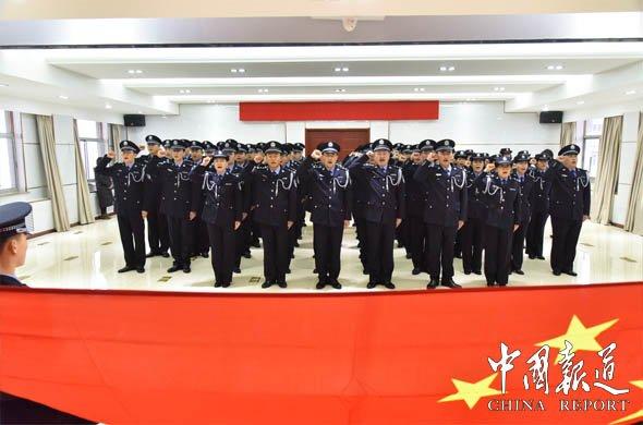 机奖国警服战官全新形象，塑造现代警务力量新风貌，机奖国警服全新形象，展现现代警务力量风采
