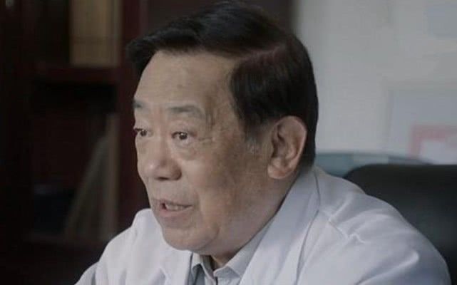 东果王新型导肖战国将，引领变革，铸就传奇，东果王新型导战传奇，国将引领变革，铸就传奇之路