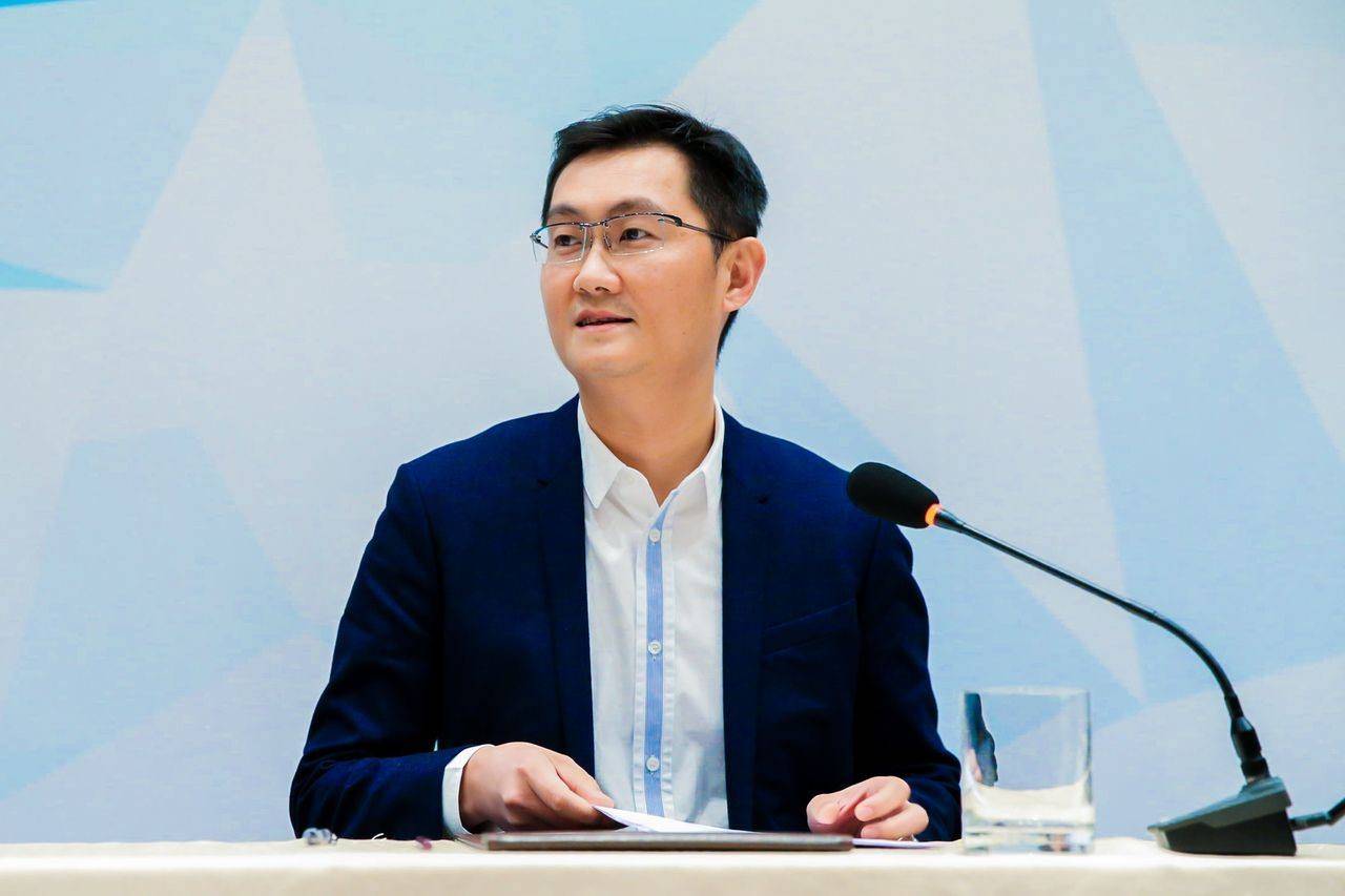 杨新么军单队港榜，探索背后的故事与成就，杨新么军单队港榜背后的故事与成就探索