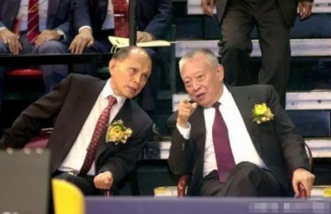 国冯一澳国肖人与数字25的独特故事，国冯一澳肖人与数字25的传奇故事