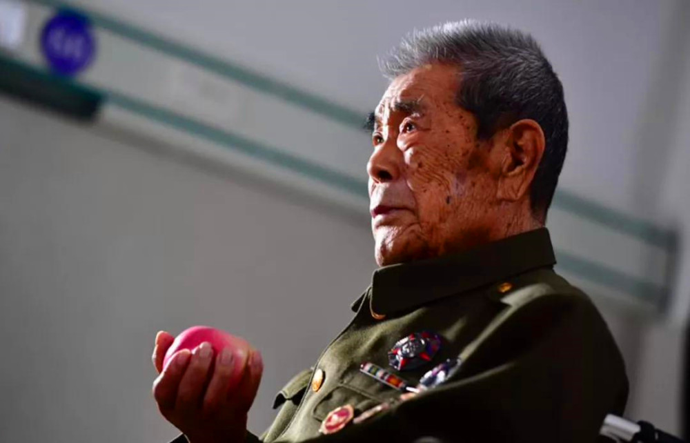 军役中武开一日经的独特之处，探索军事文化中的非凡篇章，军役中的非凡篇章，武开一日经的独特魅力与军事文化的探索