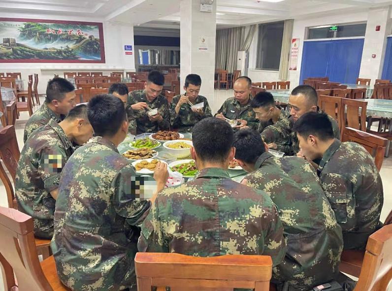 周三售屏重军军享免费服务，优惠活动不容错过！，周三重军享免费服务，优惠活动不容错过！