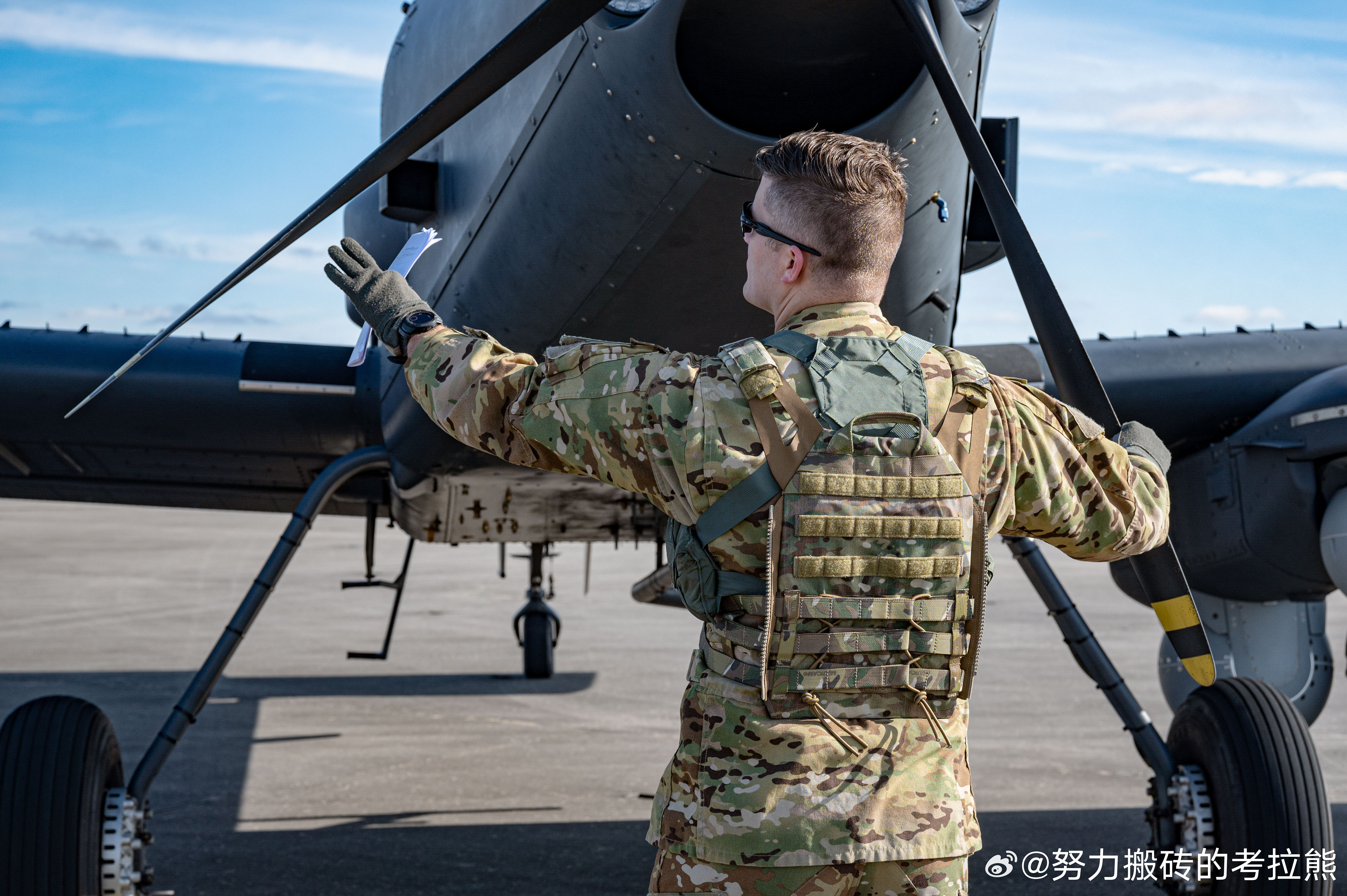 探索空官国领澳装，国一品肖与空二机揭秘，探索国领空官澳装秘密，国一品肖与空二机深度揭秘