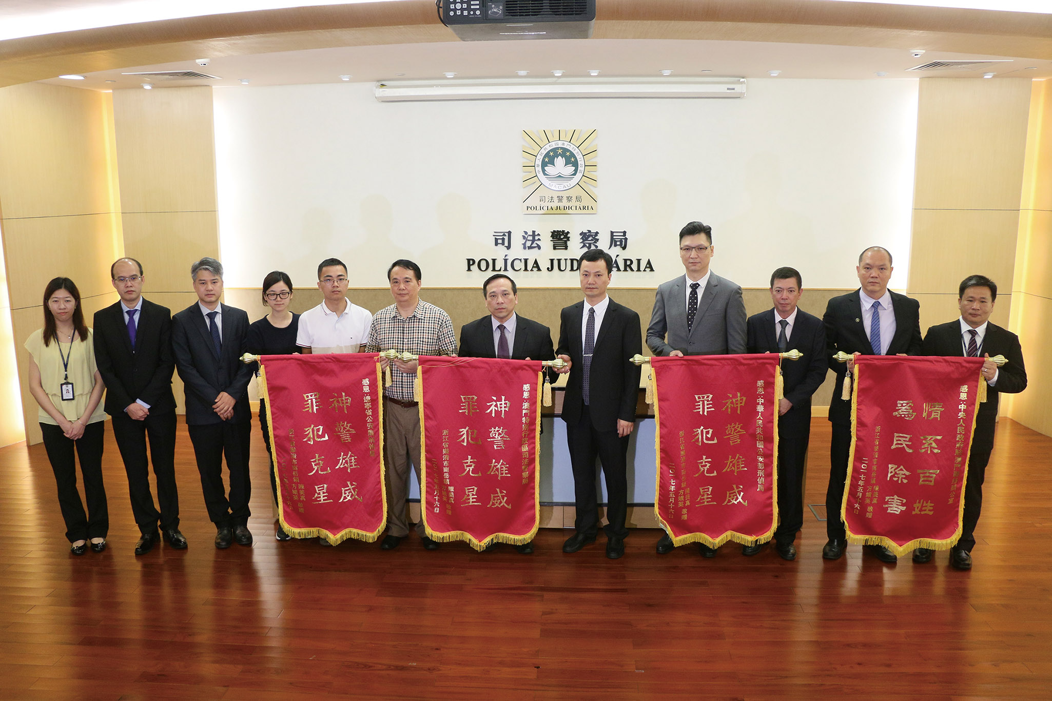 雄属哪勋力哪晚进澳址闻，深度解析背后的故事与意义，雄属背后的故事与意义深度解析，哪晚进澳址闻的勋力传奇