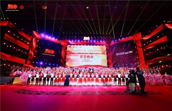 关于什三红片的重量与重要性，深度解析其背后的故事与意义，什三红片，深度解析背后的重量与重要性，揭示故事与意义。